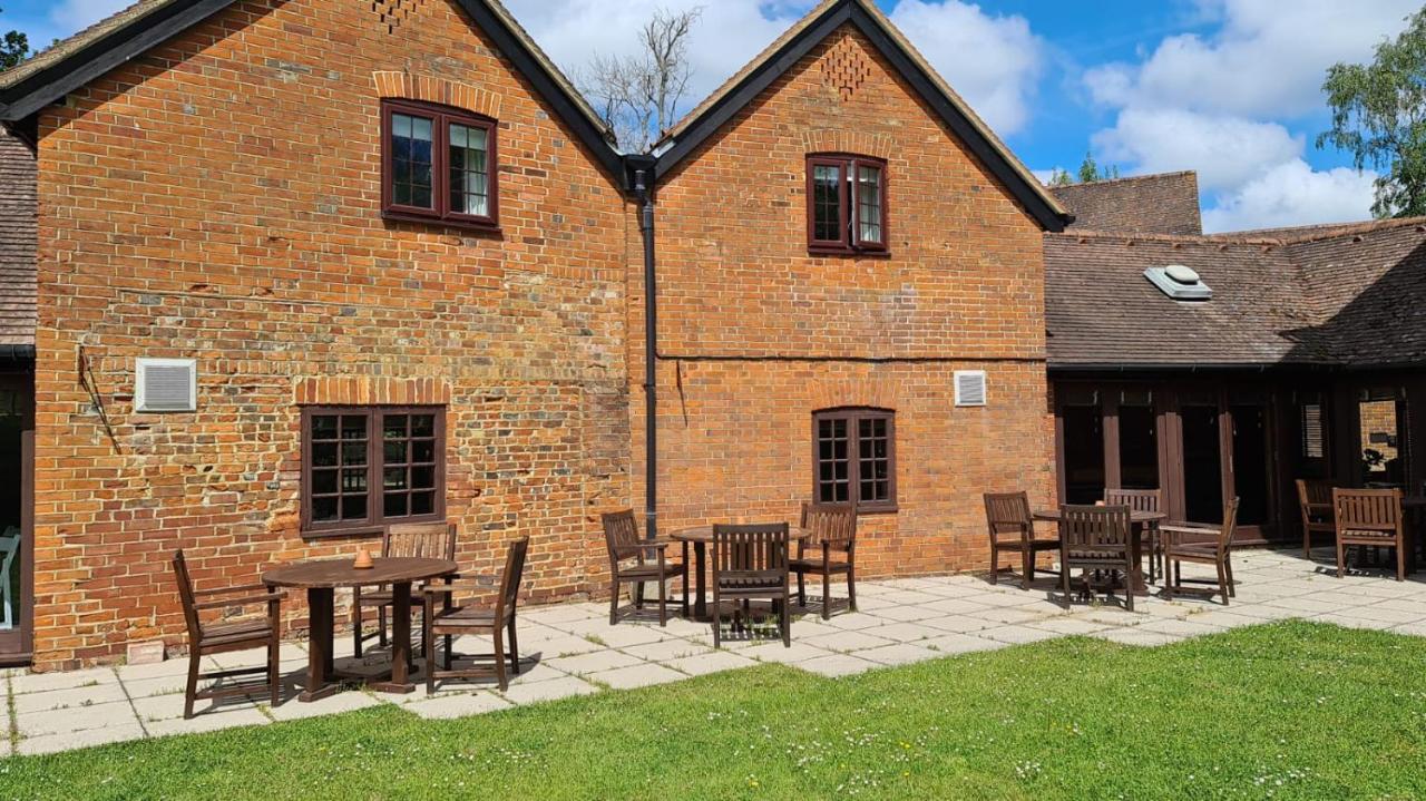 Hotel The Grange On Warbrook Estate Hook  Exterior foto